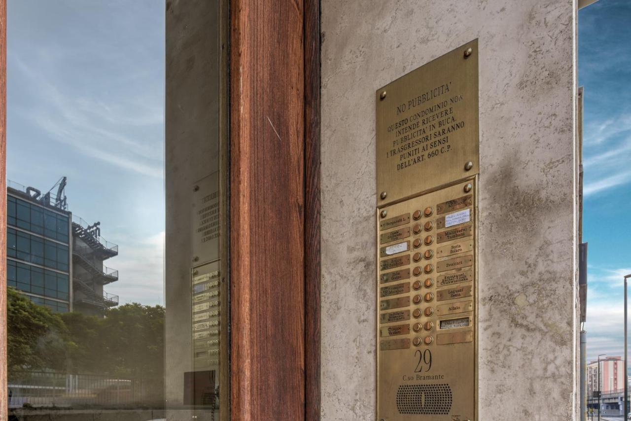 Bramante House - Intero Trilocale Vicino Alla Metro Turim Exterior foto